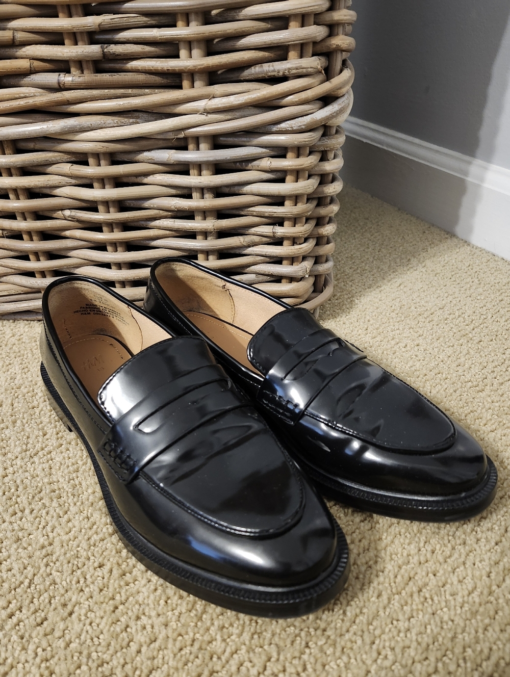 H&M Women's Black Loafer Size 38
